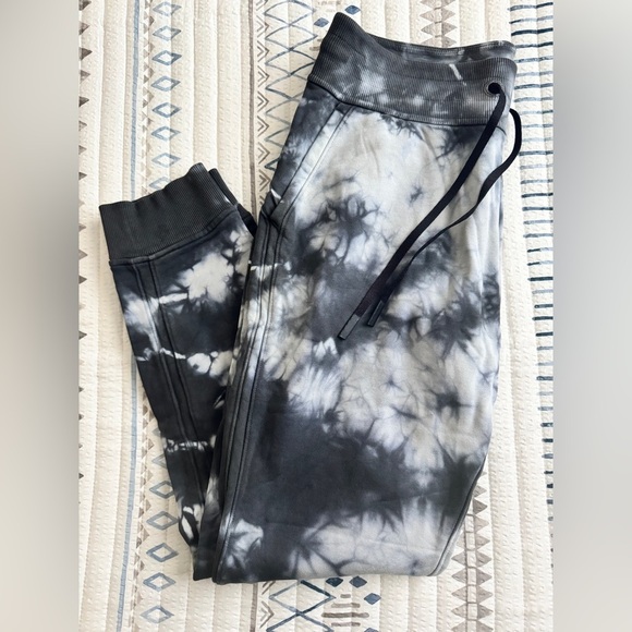 Lululemon Warm Down Jogger *Earth Dye in Earth Dye Stone - Picture 2 of 9